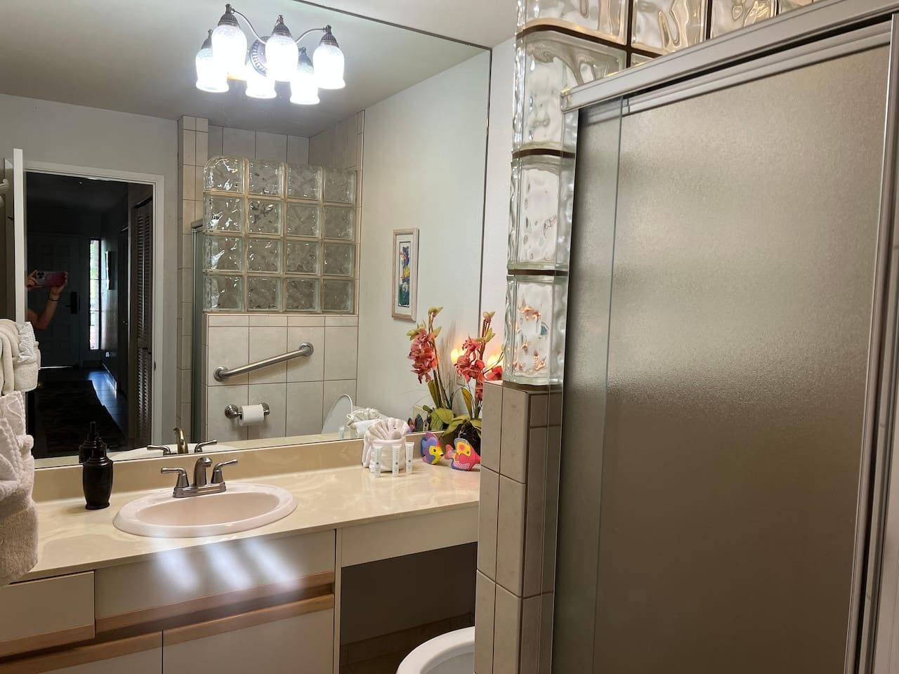 Amazing condo with pools and hotub across from the - Image 1
