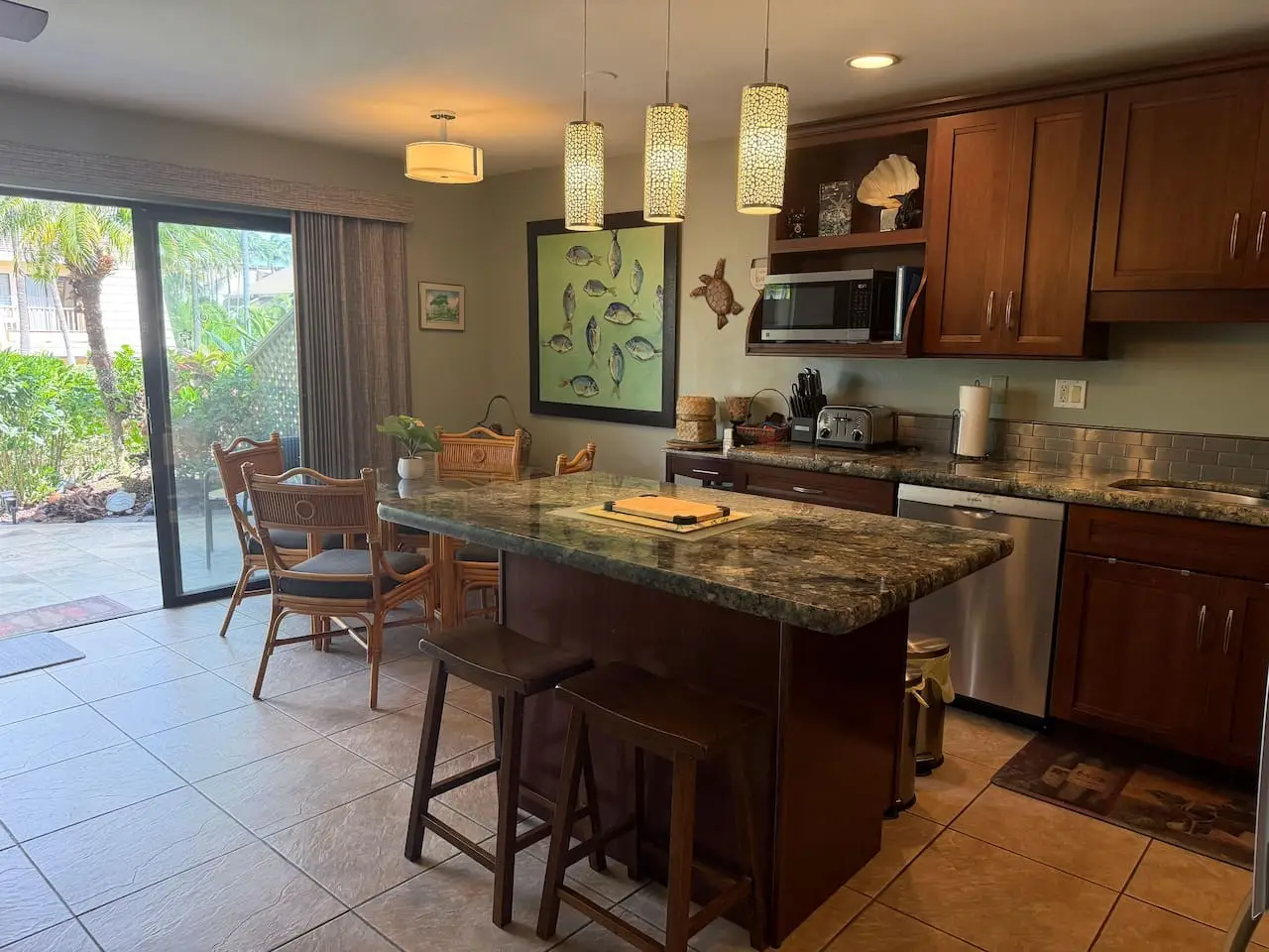 Charming 2 Bedroom 2 Bath condo at Maui Kamaole - Image 16