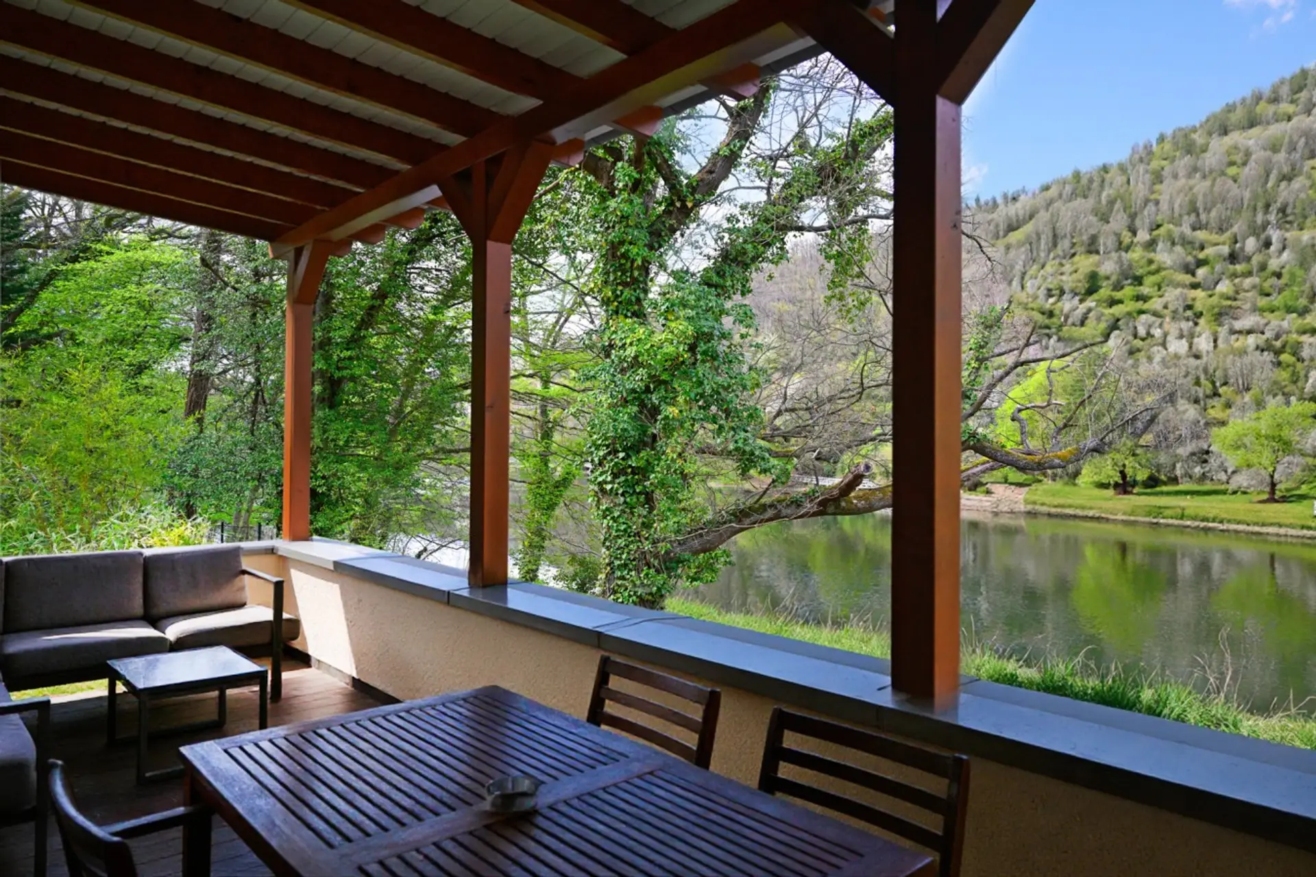 2026_04_Haus am See_Terrace_View