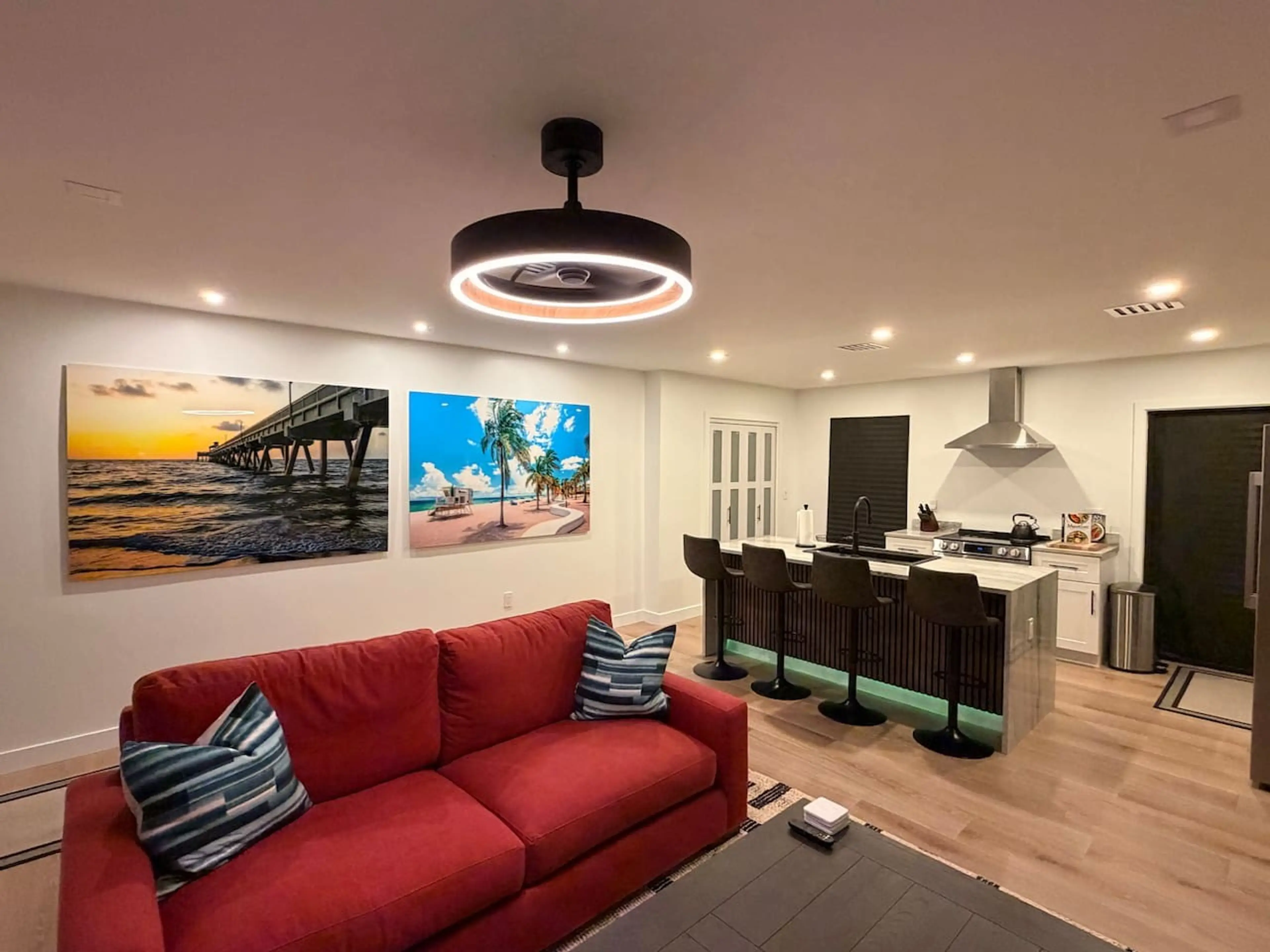 Living Room / Kitchen
