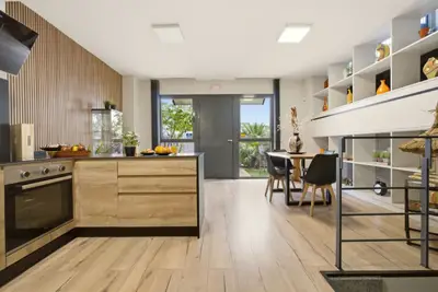 Loft de lujo | Cerca del aeropuerto | parking — foto 2