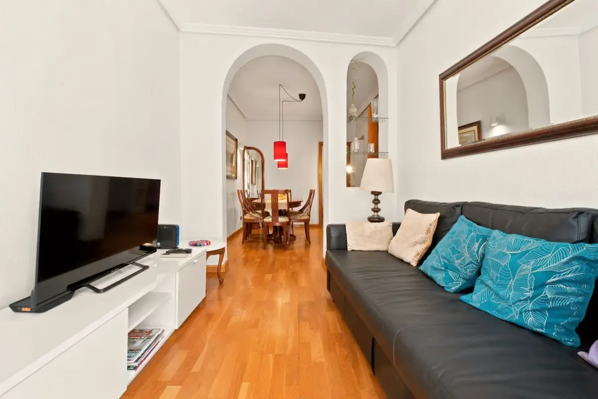 Amplio y luminoso | Lavapiés | Balcón | 6 pax — foto 1