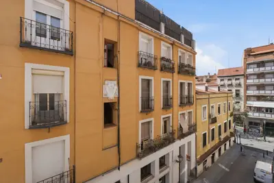 Amplio y luminoso | Lavapiés | Balcón | 6 pax — foto 4