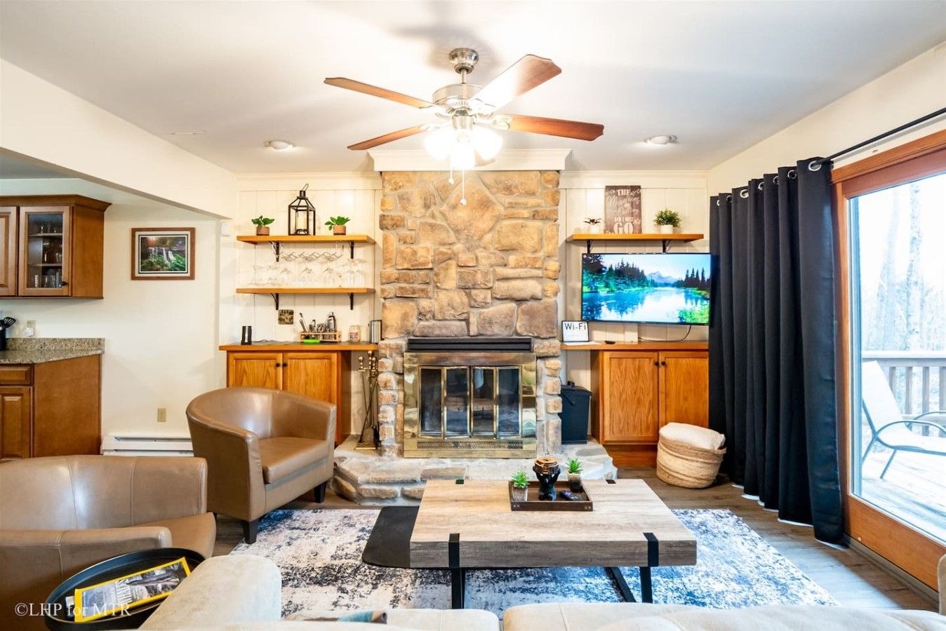 Bear Hug Inn