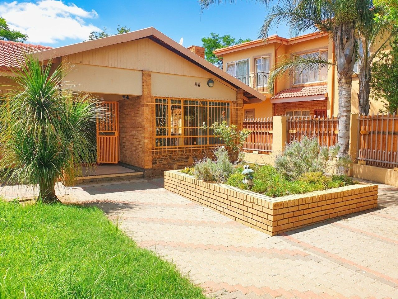 Dummy Property 5