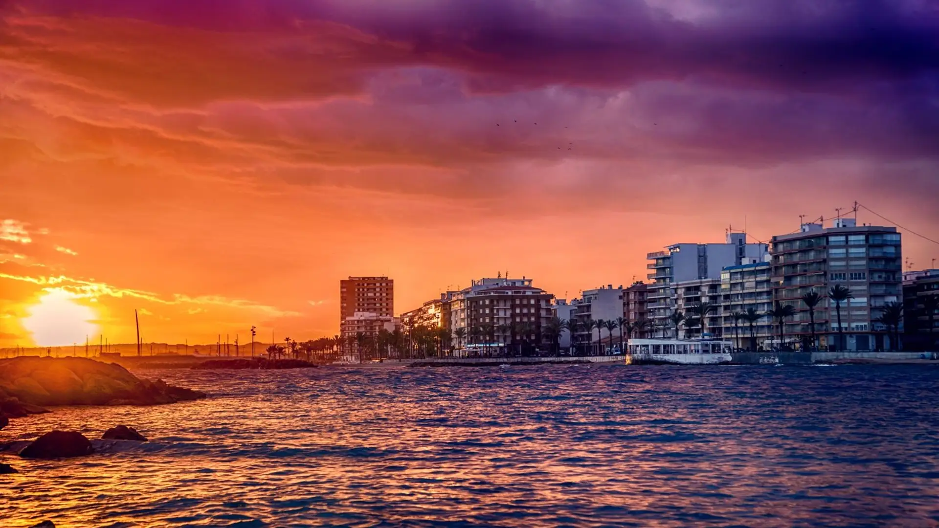 Beautiful sunset over the waterfront with stunning city views
