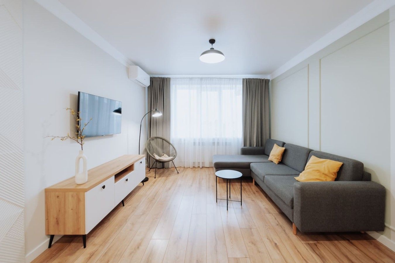 Central 2-Bed Apt • Pushkin St • Near SunCity