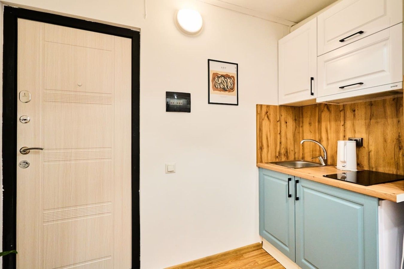 Cozy Studio • Near Airport • Botanica