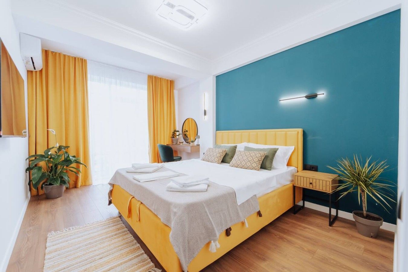 Renovated 1BR • City View • Workspace