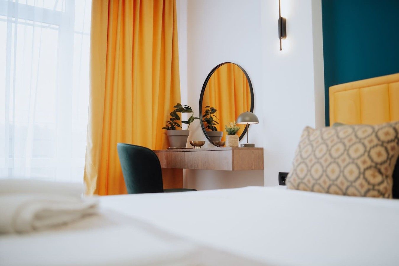 Renovated 1BR • City View • Workspace