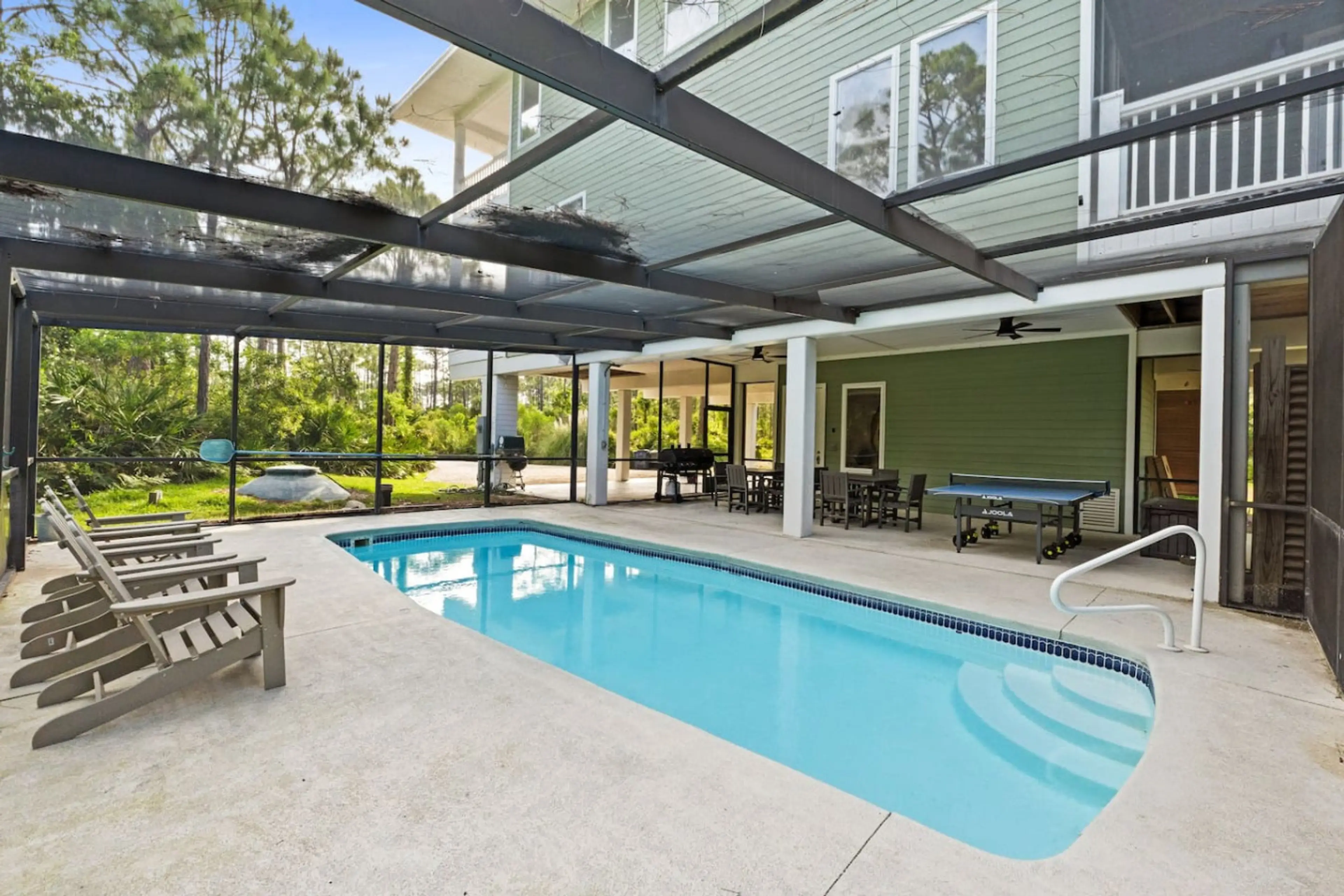 Your private, screened in pool awaits!