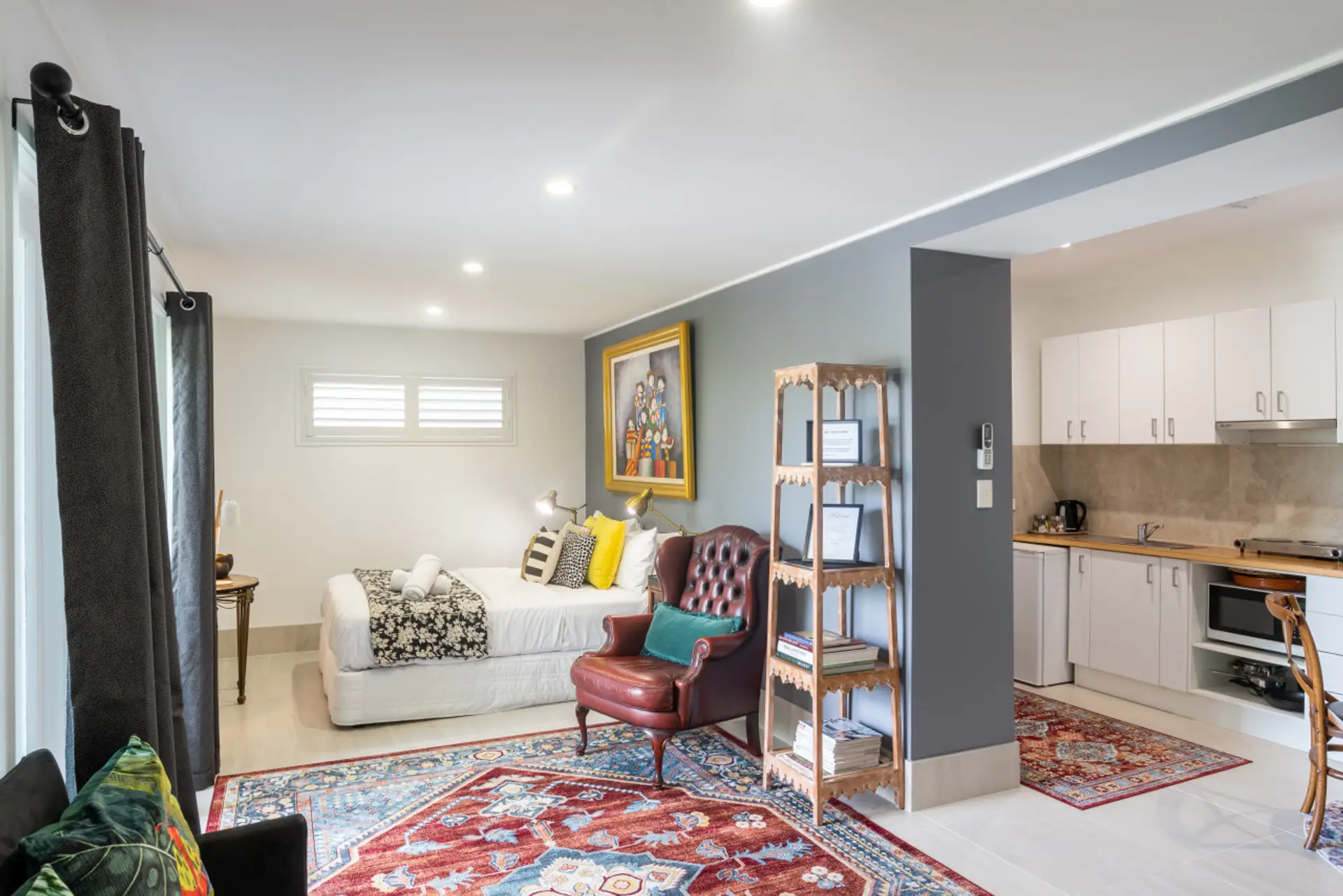 The perfect city studio retreat. Ideal for a single on a work trip or couple coming for a weekend away in the city.