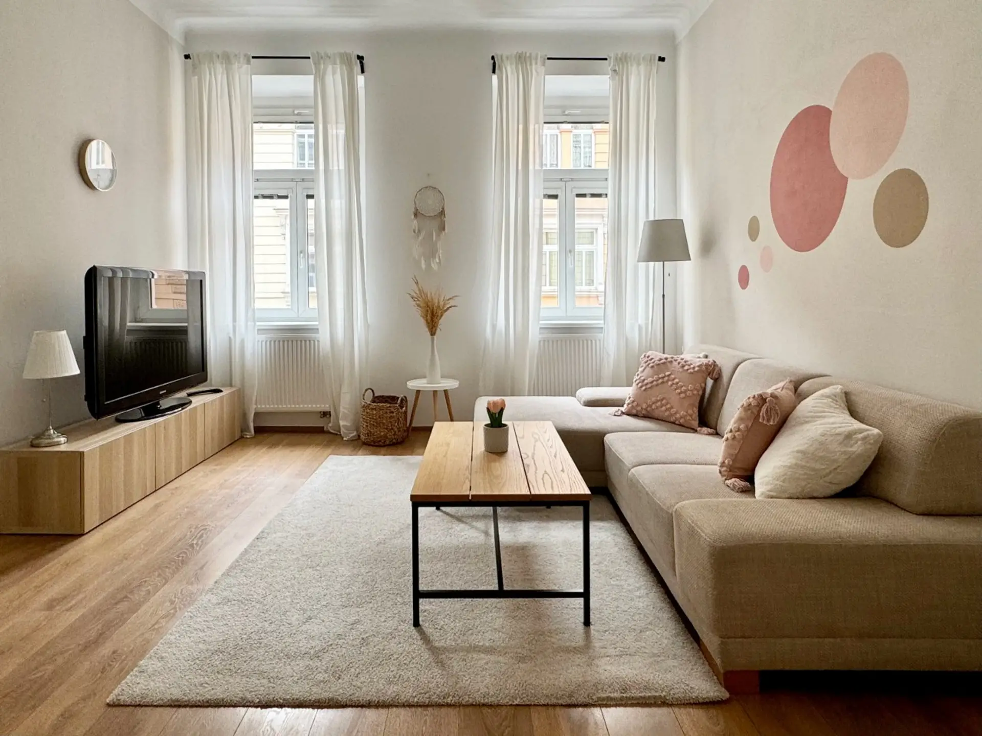 5_living room