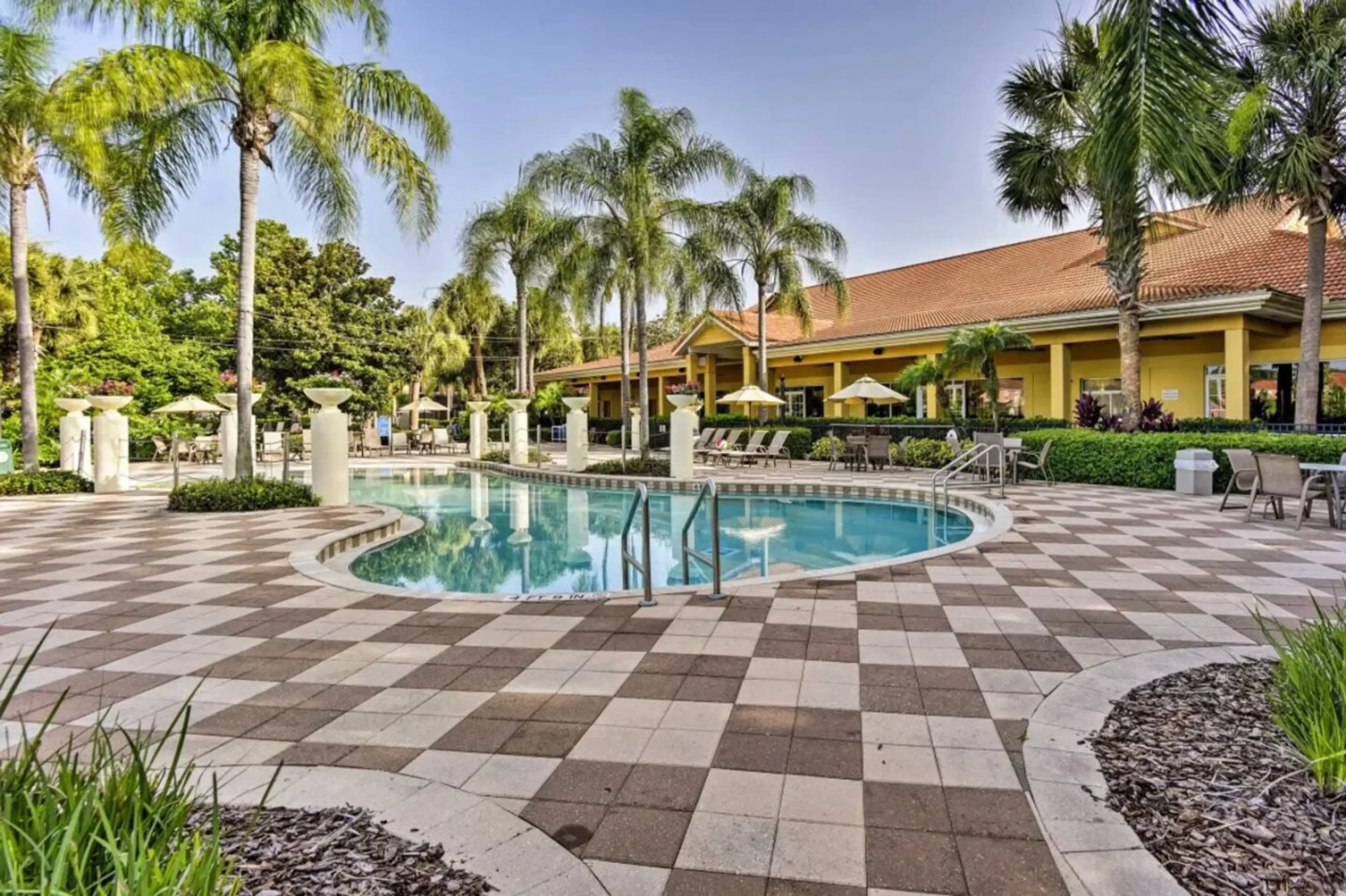 Crystal-clear waters and poolside vibes