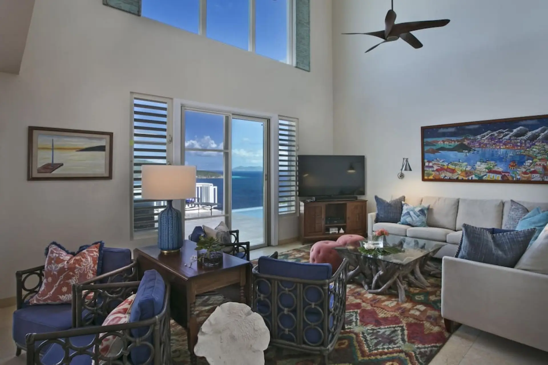 The gorgeous and comfy living room - professionally decorated with lots of style!