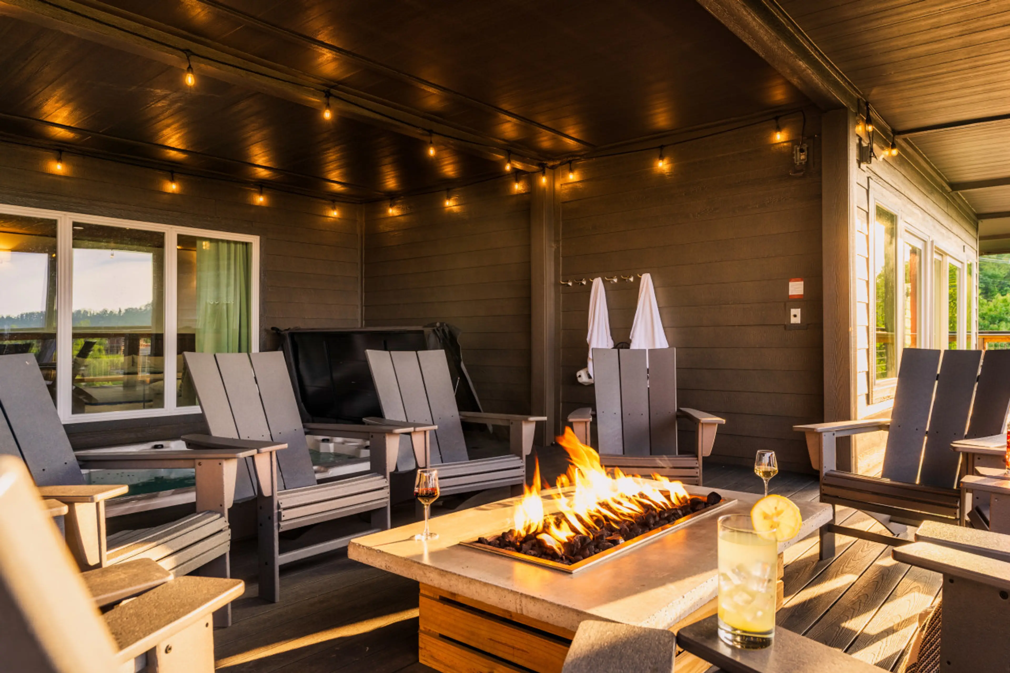 Swim Spa, Luxe Design, Views, GameRoom/Theater - Bear Bottom