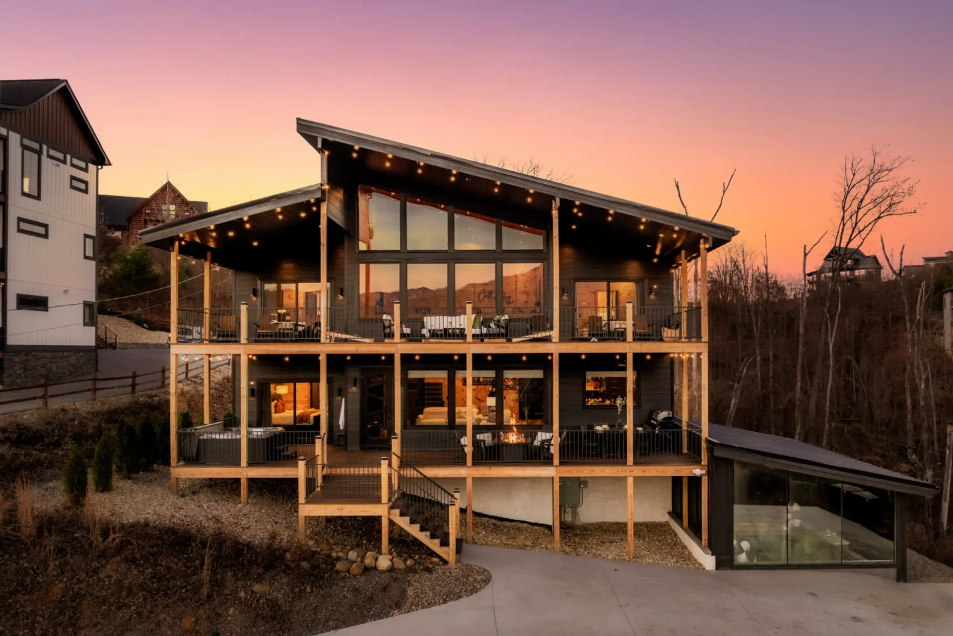 Welcome to Smoky Mountain View Lodge!
