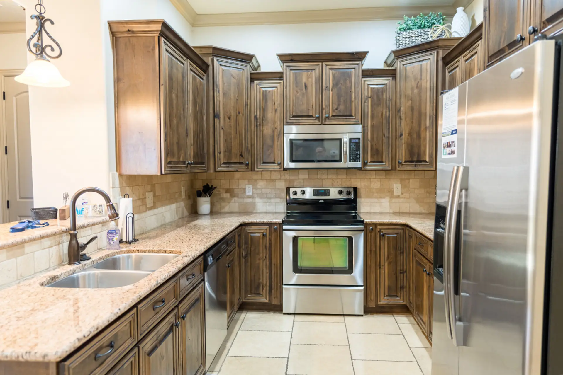 Fully Stocked Kitchen