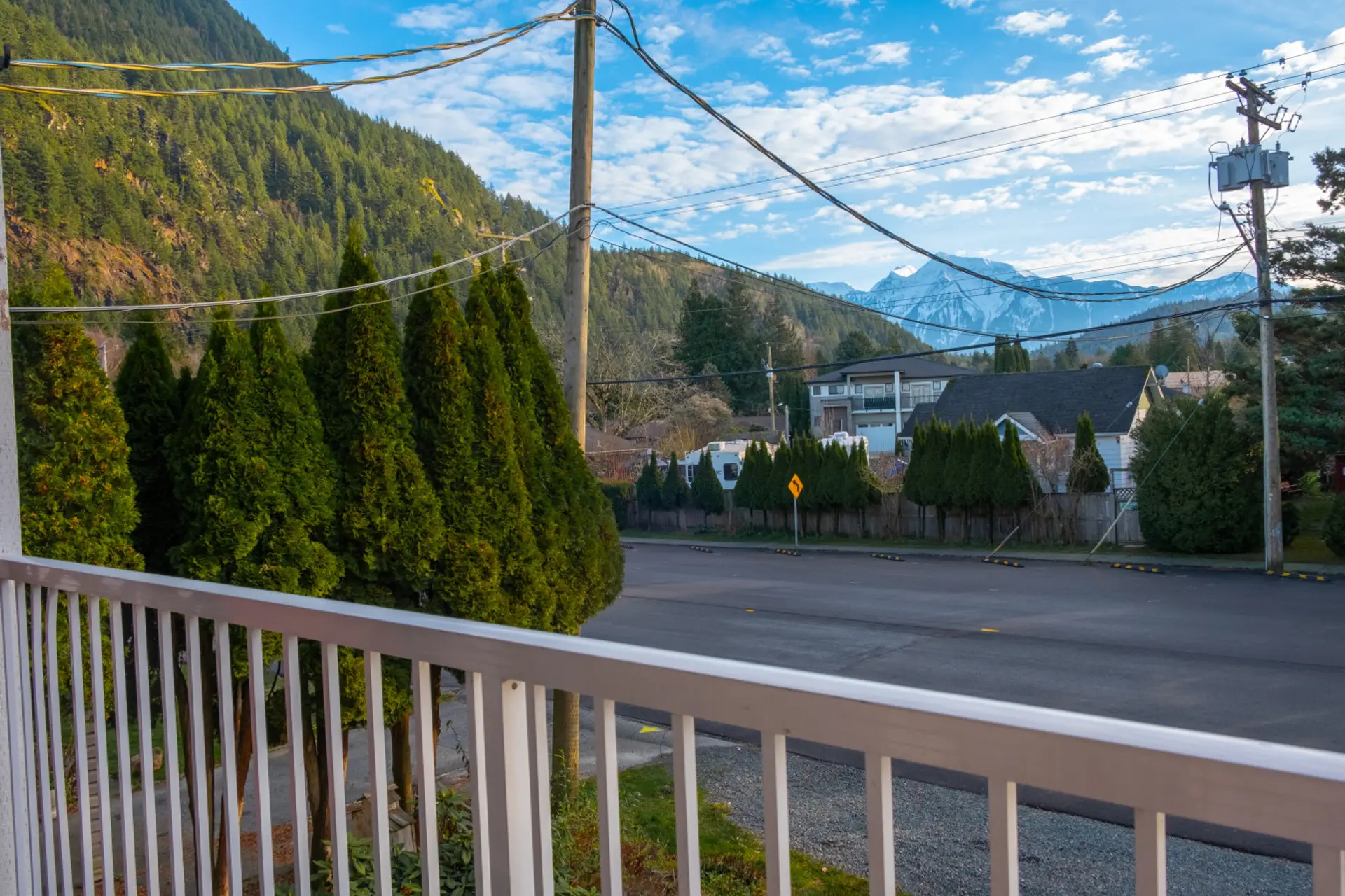 Spend some time enjoying the outdoors and mountain views on the deck!