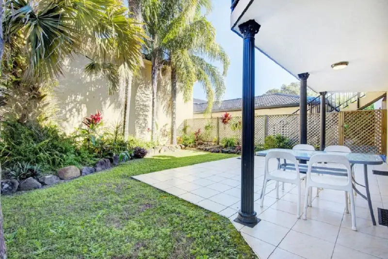 Sunny Somerset - 2 Bedroom in Central Byron Bay ,  holiday rental in Byron Bay