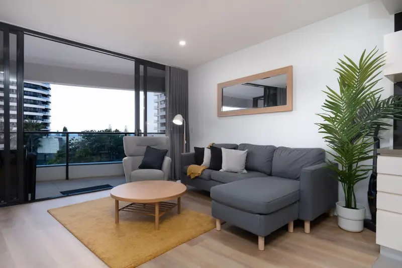 Oracle 2 - Central 2B in Broadbeach with Views ,  holiday rental in Broadbeach