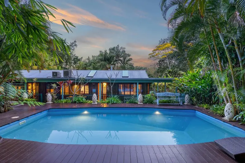 Byron Eco-Villa w/ Private 12m Pool Spa • Sleeps 6 ,  holiday rental in The Pocket