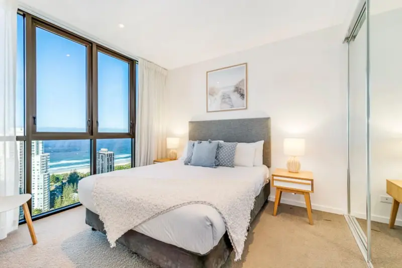 Central 2Bed + Amazing Ocean & Hinterland Views ,  holiday rental in Broadbeach