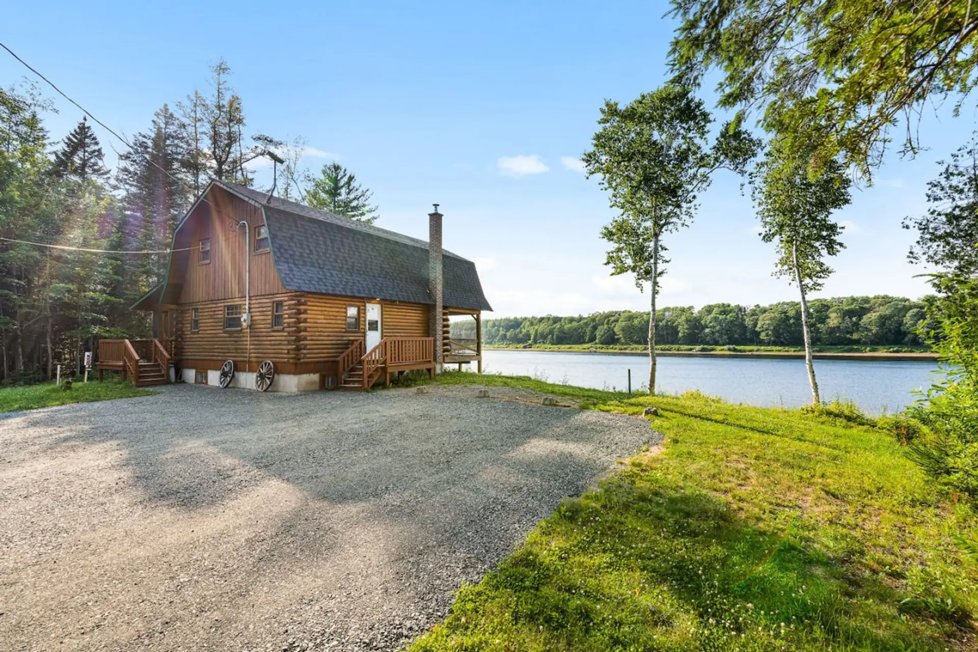 Driveway to the cabin