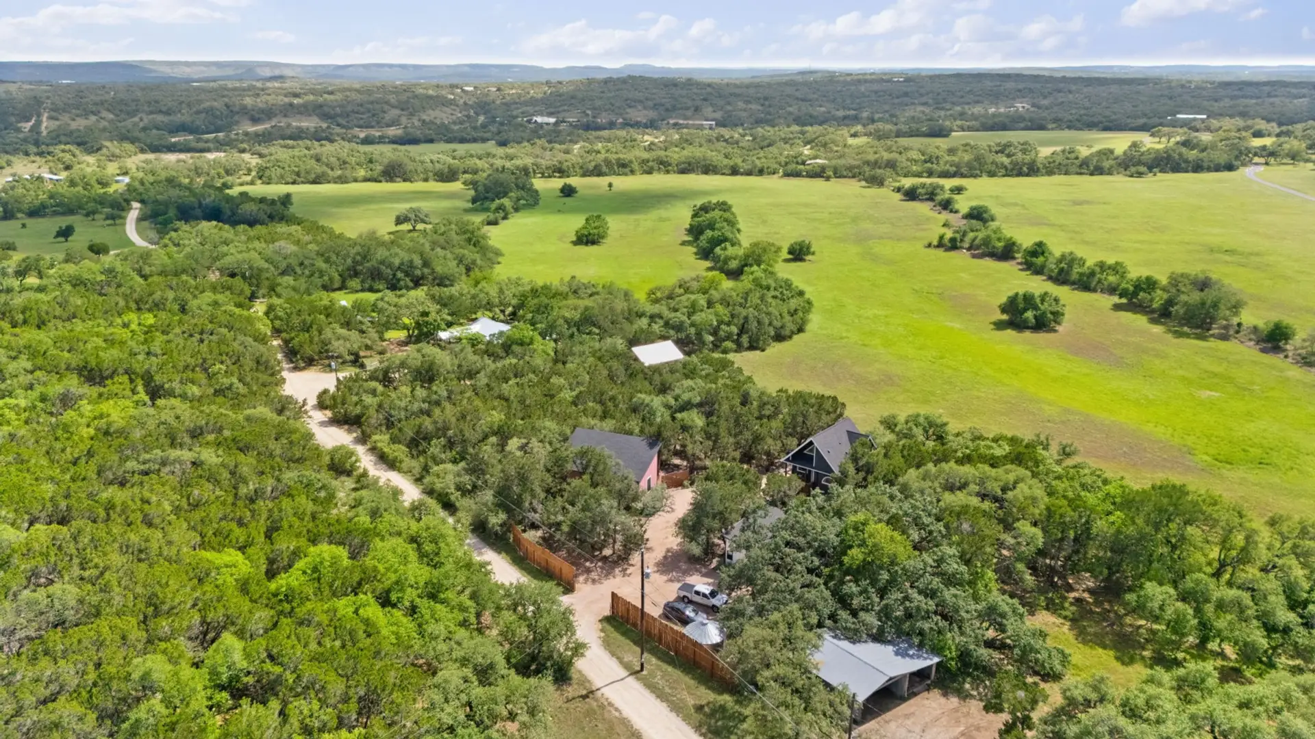 Five houses for 20 guest with amazing views