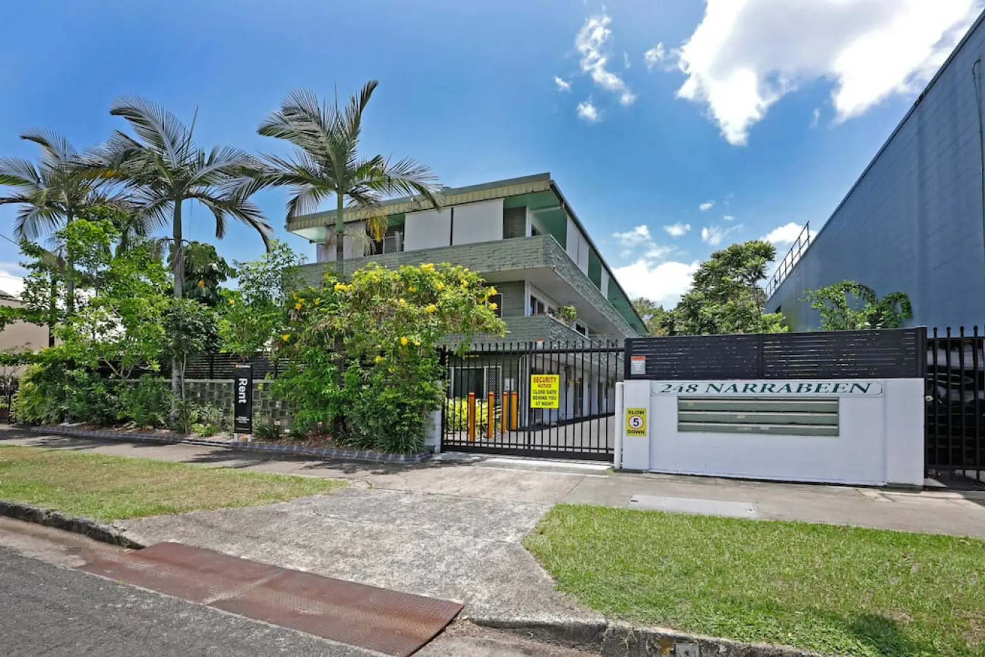 Entrance: Gated Access to Comfortable Budget Stay