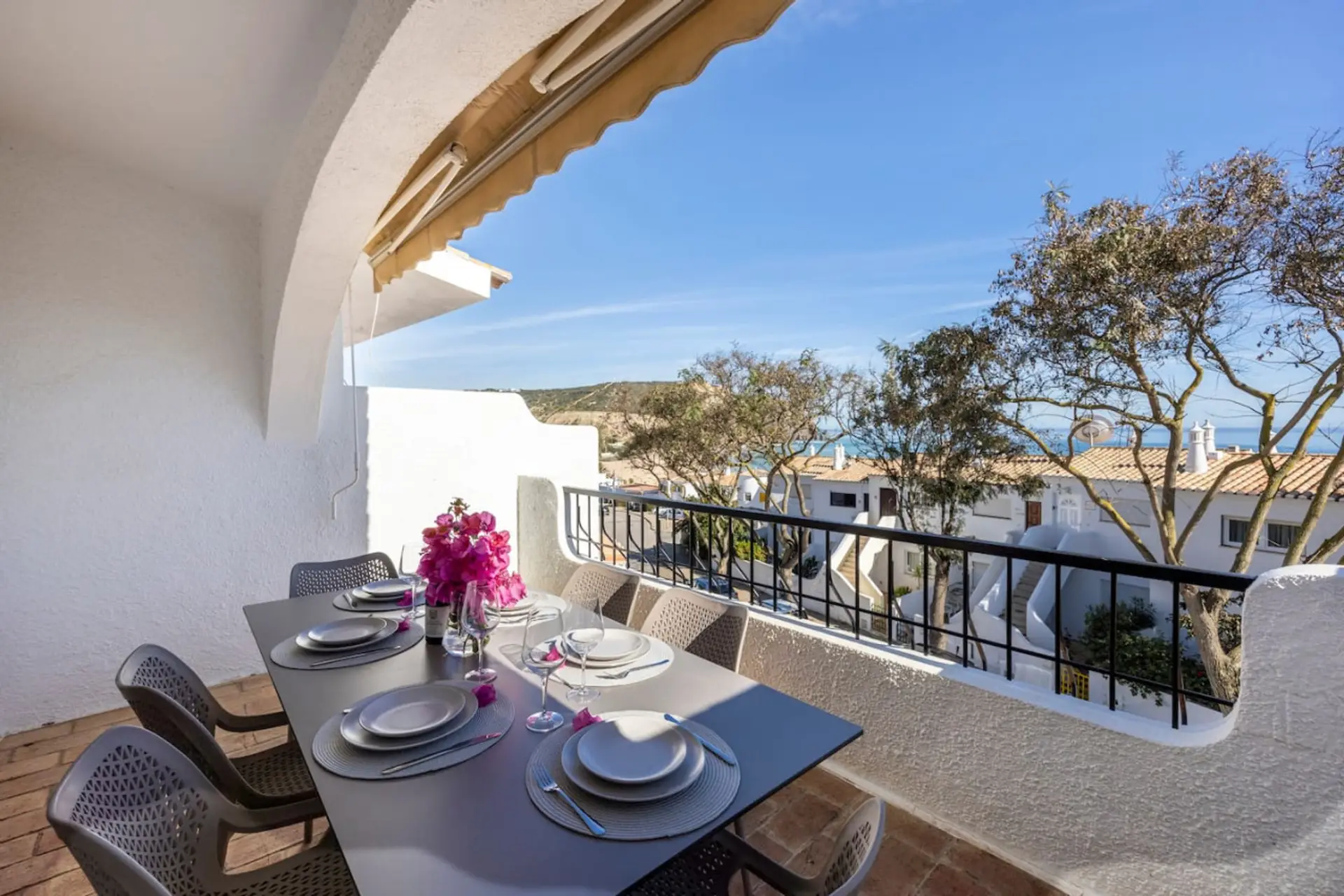 Living room balcony with great sea views