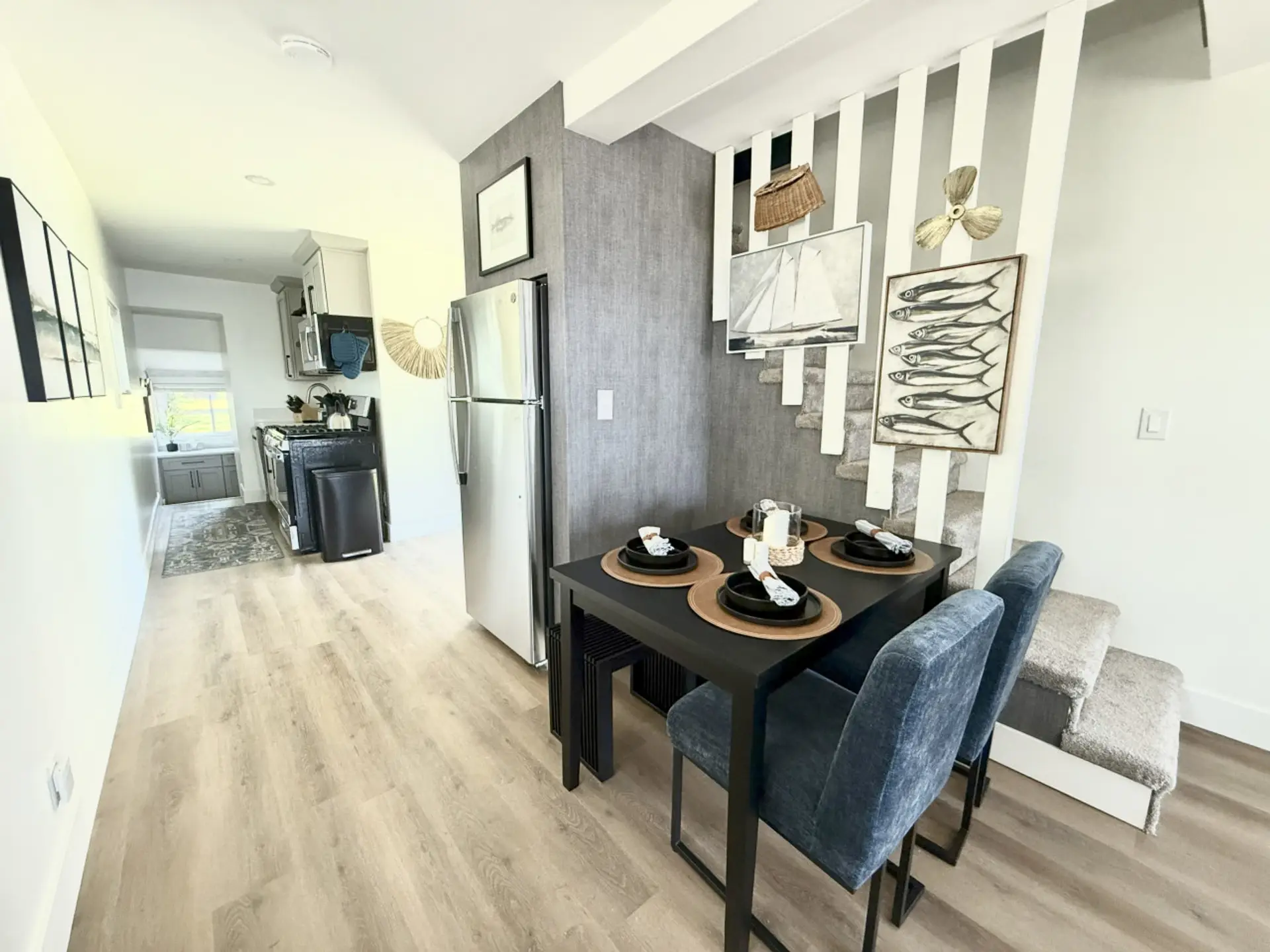 Full Kitchen | Dining Room Area