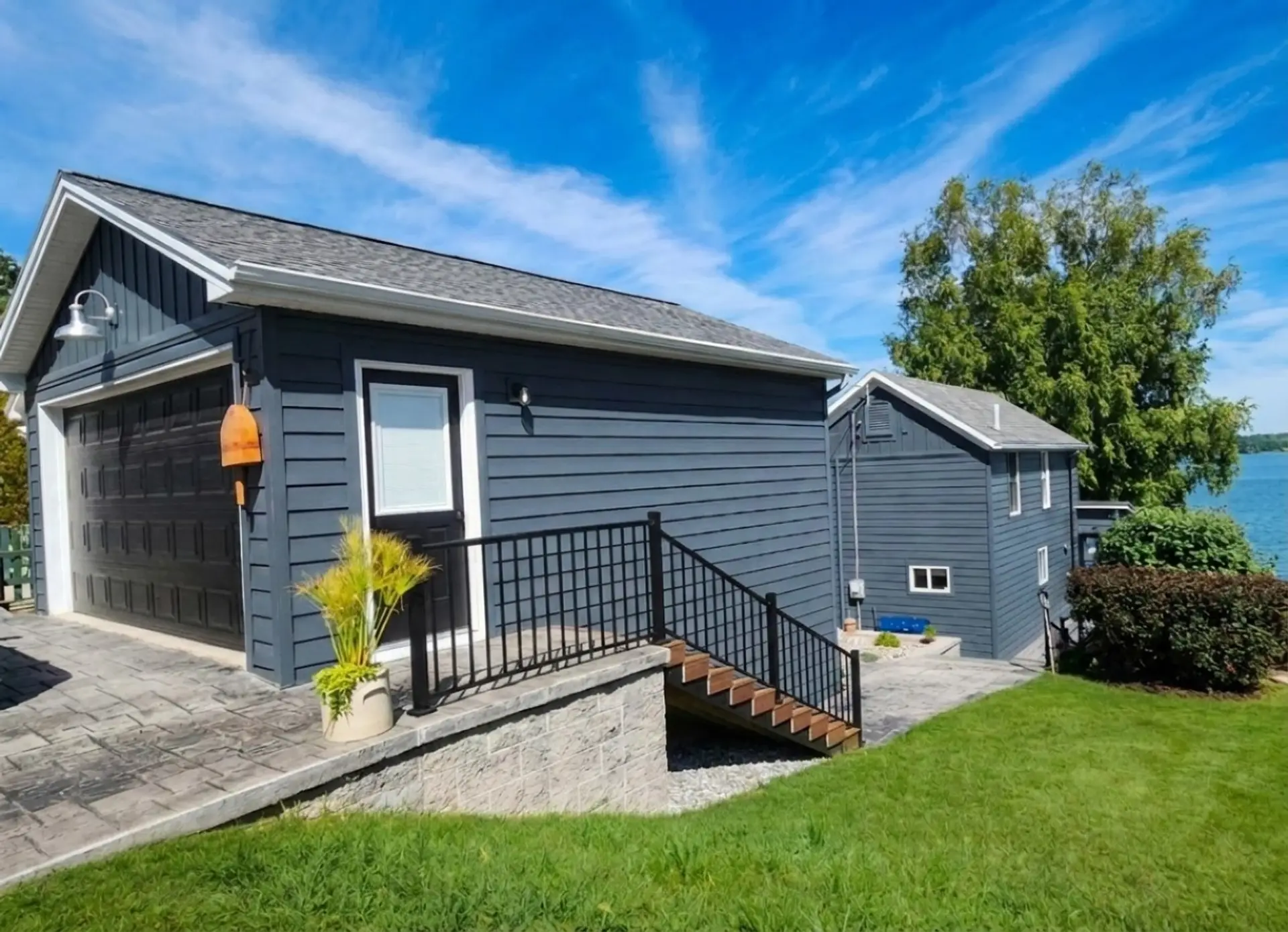 Exterior | Front | 2 Car Garage