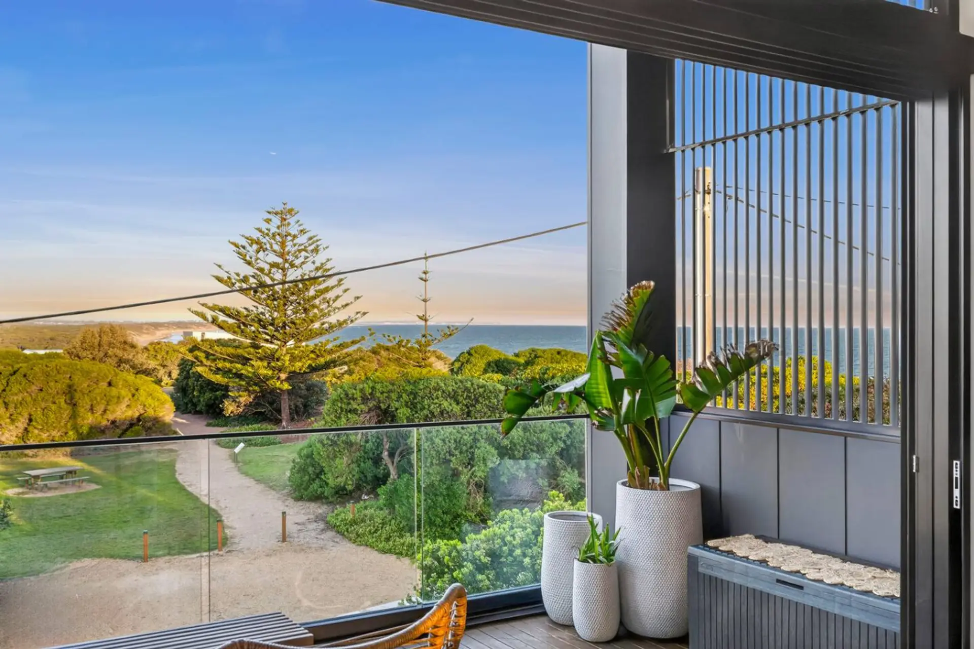 Endless ocean views, steps from the sand