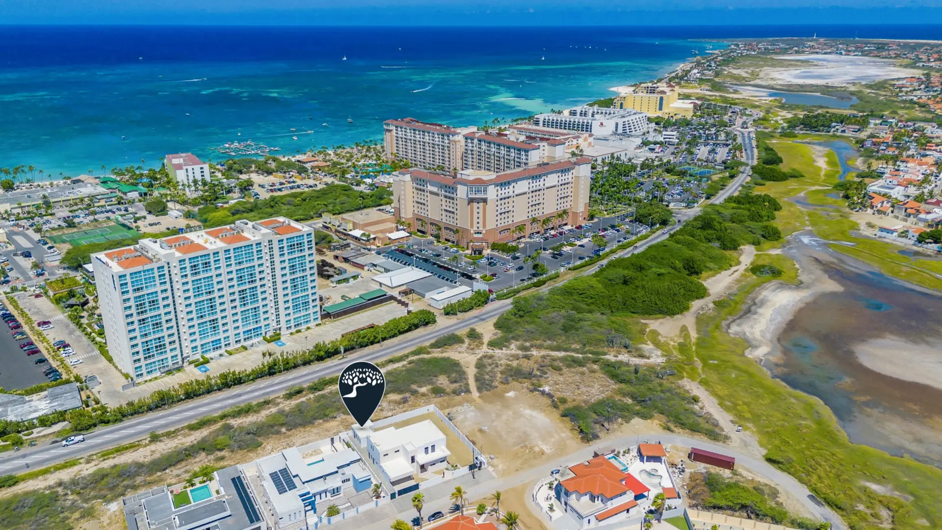 Discover Palm Beach 623: Your ideal getaway just moments from the stunning beach! Enjoy breathtaking views and unbeatable convenience in this prime location.