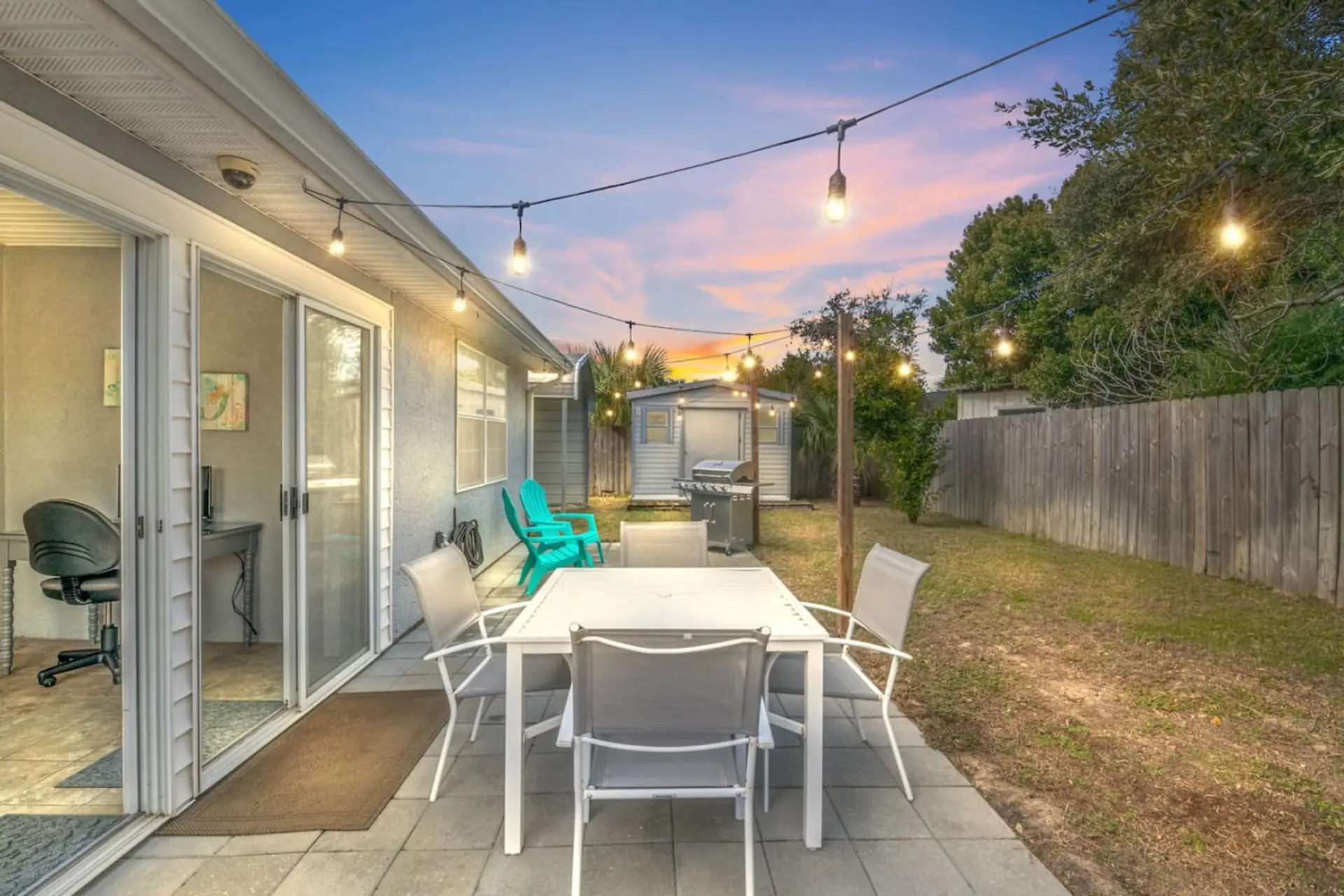 Outdoor dining under the stars