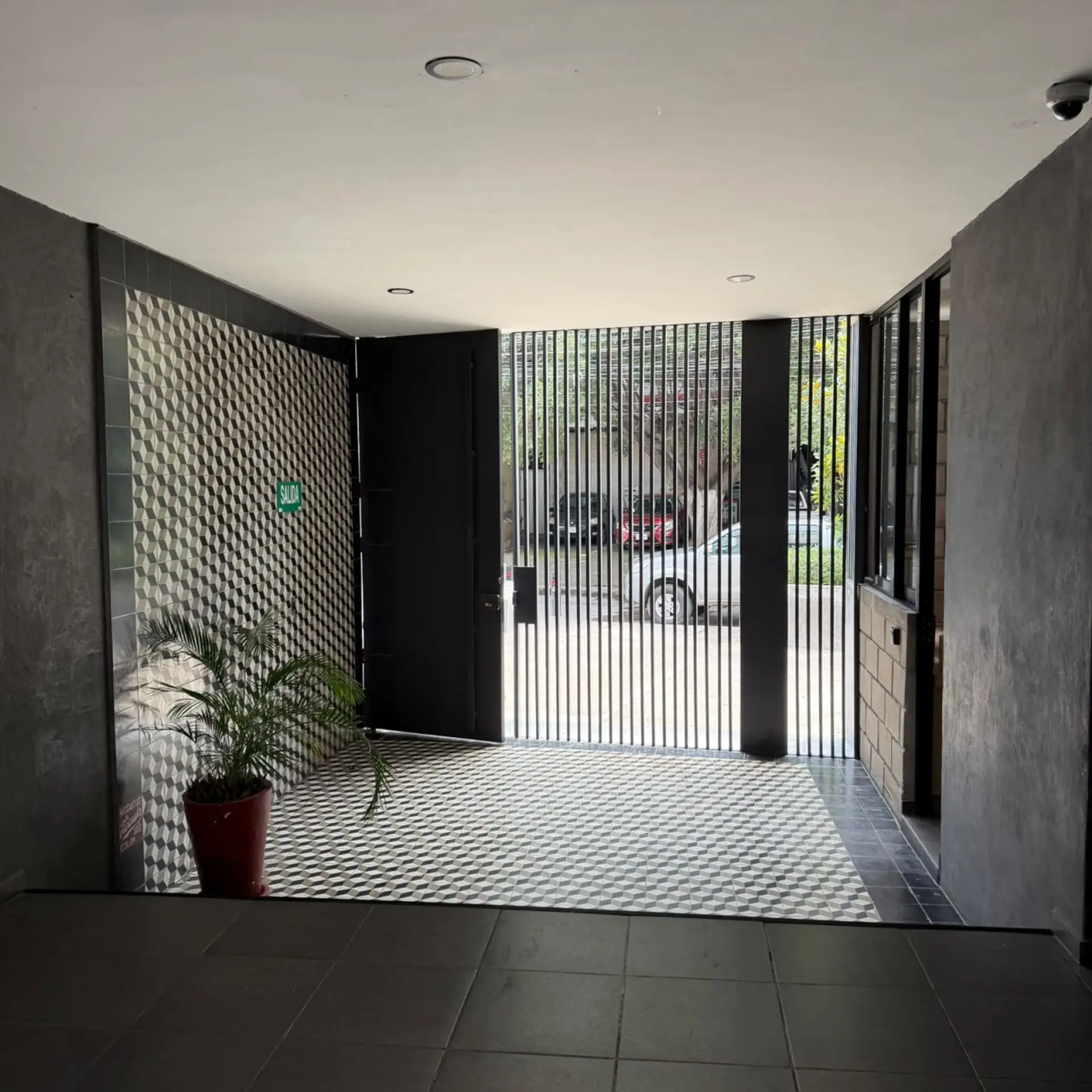 entrada x dentro 1