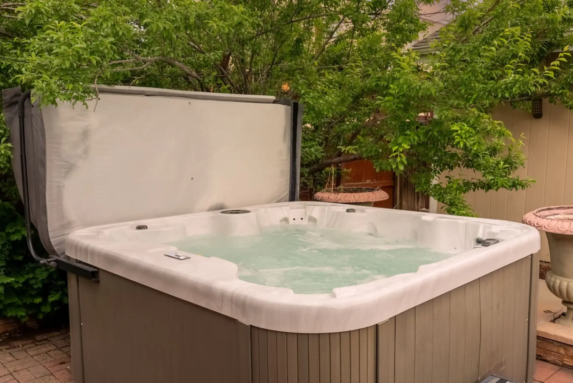 Private hot tub