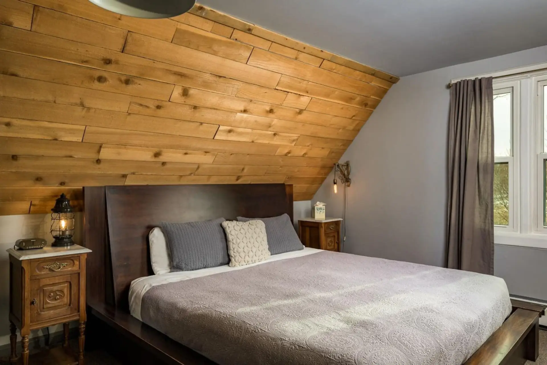 King Size Bed