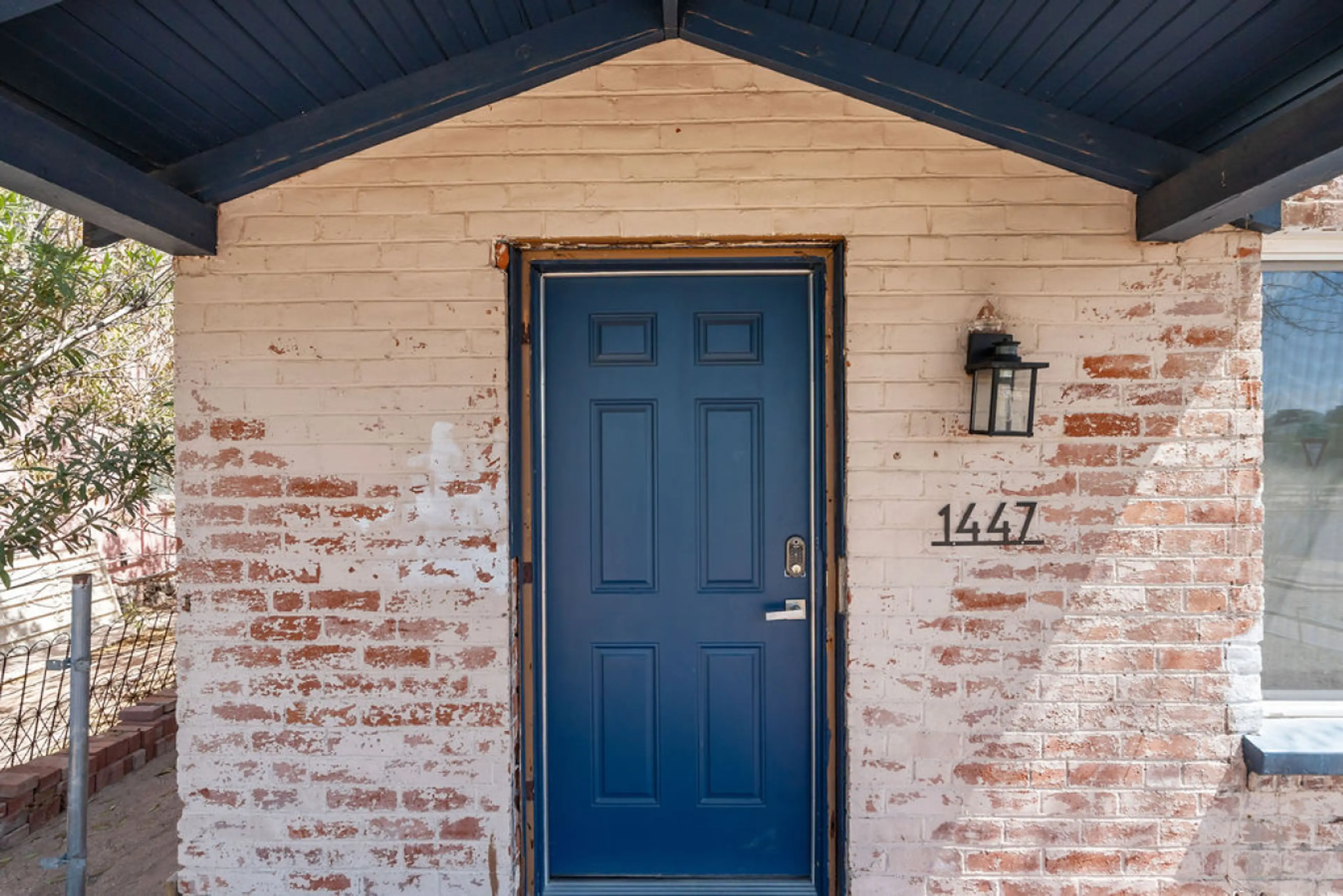 1447 Front