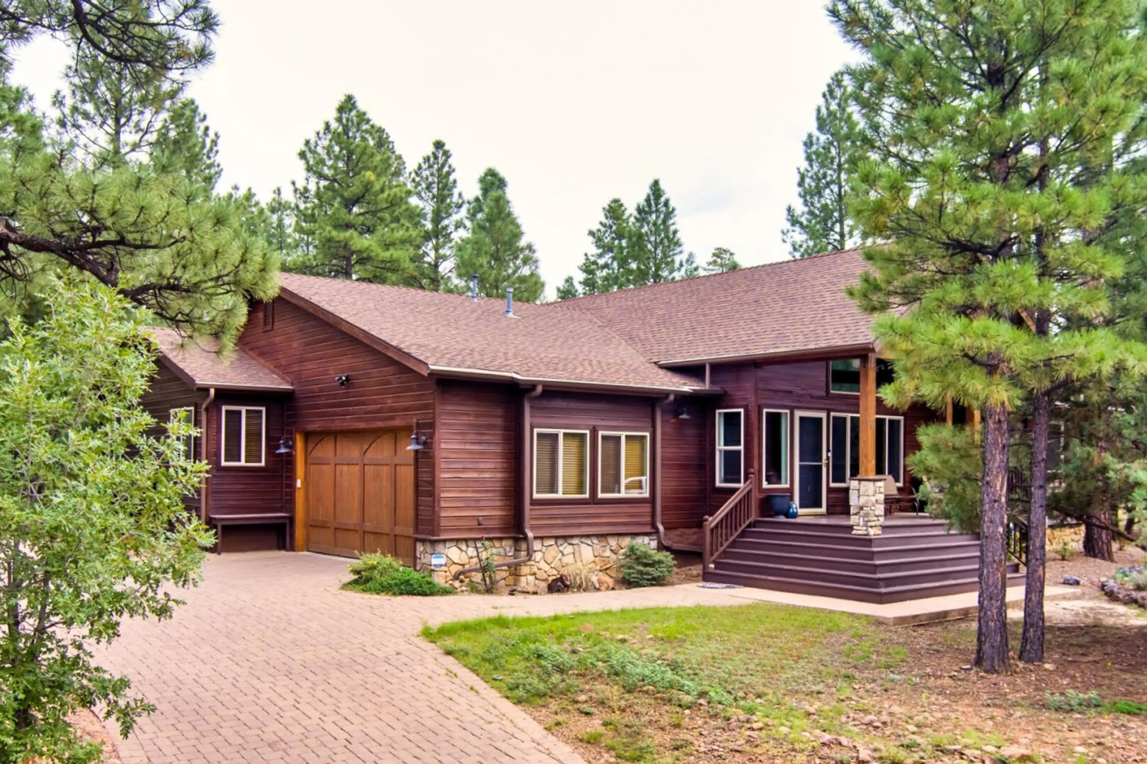 A warm welcome to your mountain retreat.