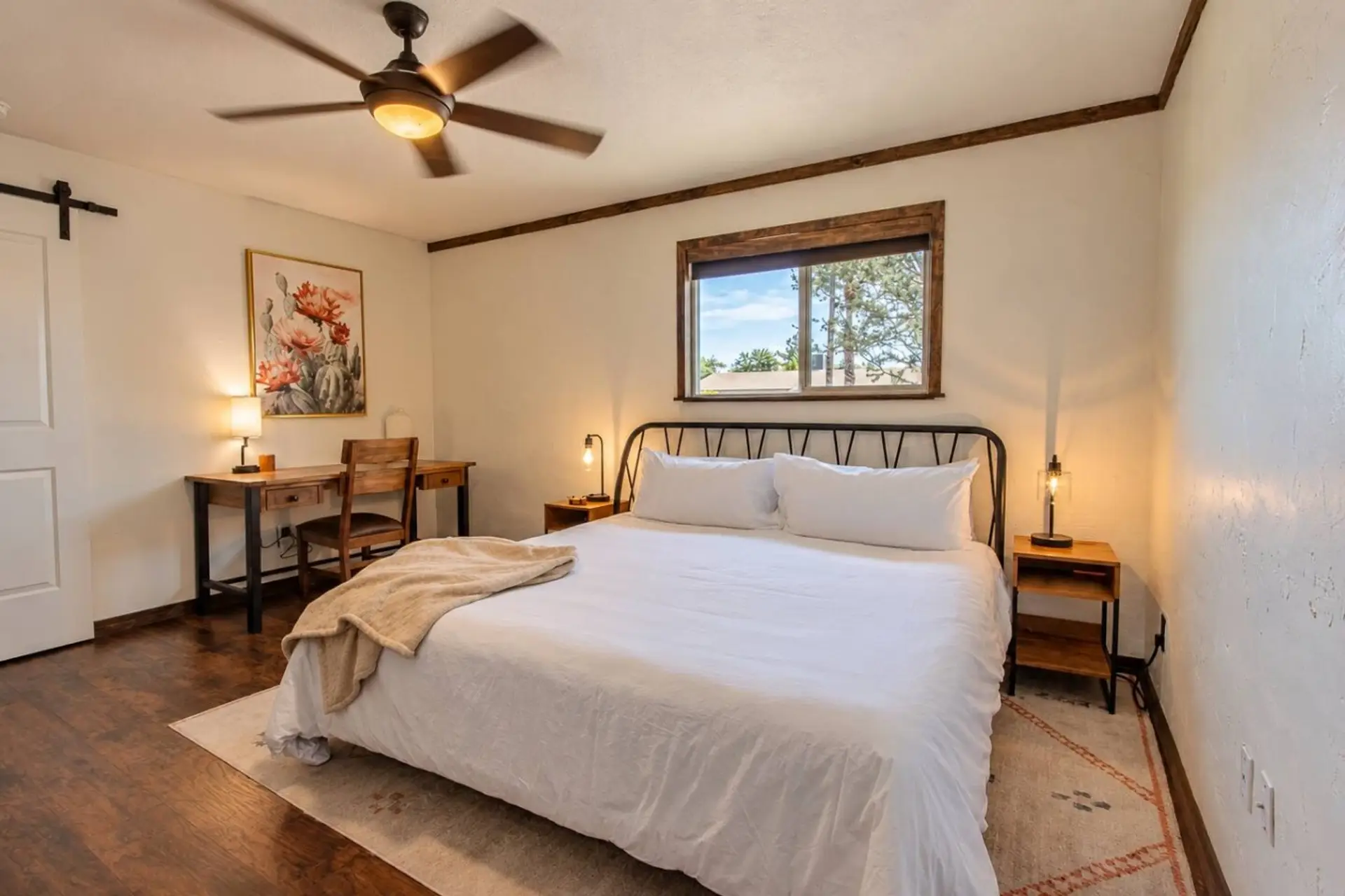 Master Bedroom - King Bed