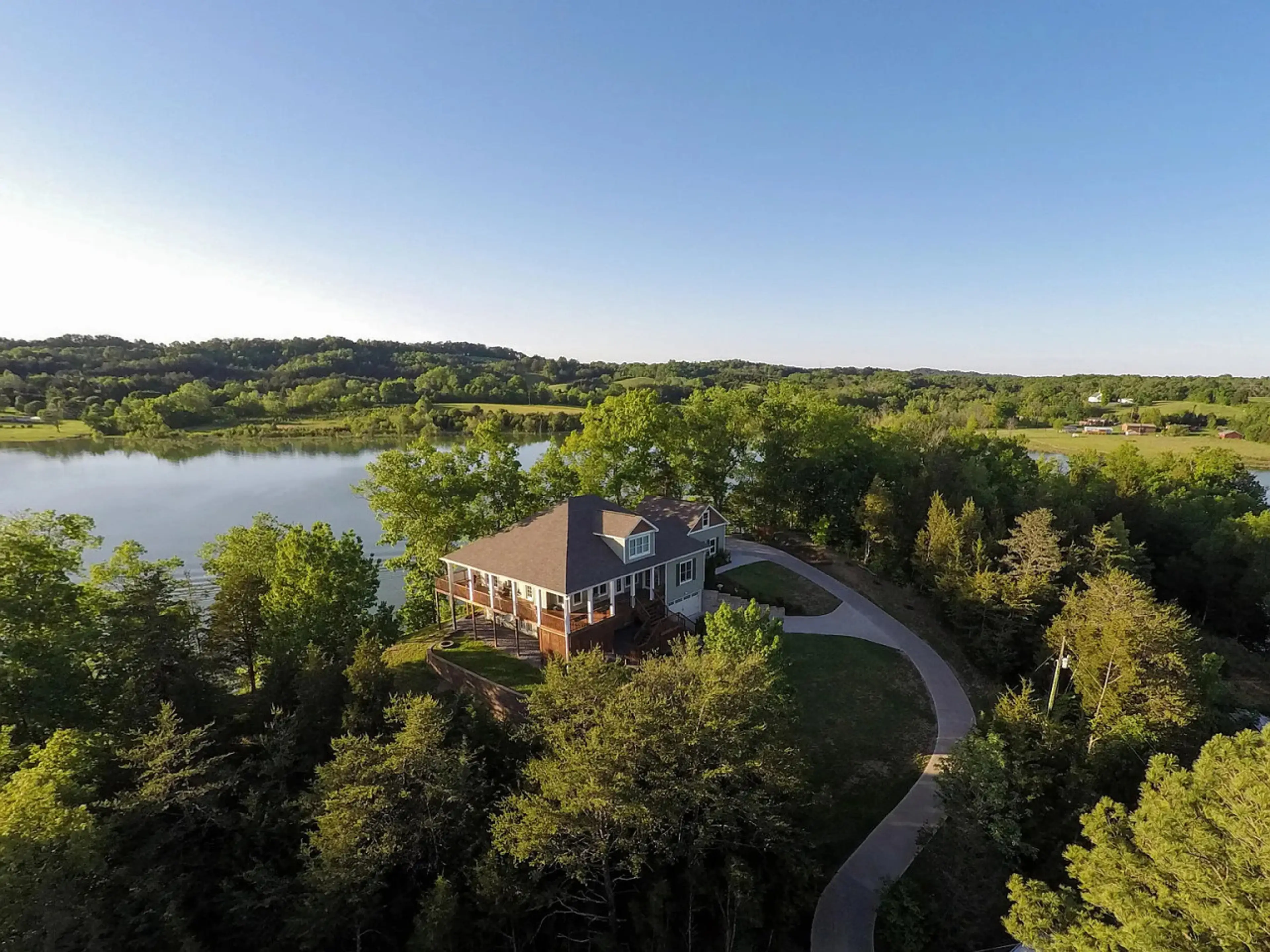 Lake Front with Dock 6 Bdrm Home