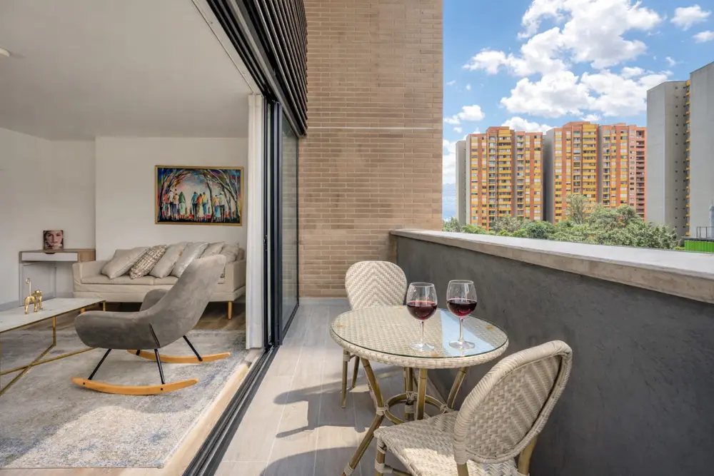 Go Living & Suites - 506