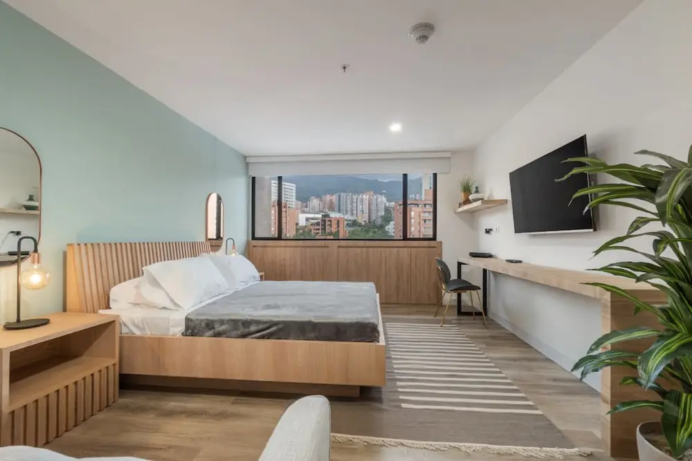 Go Living & Suites - 914