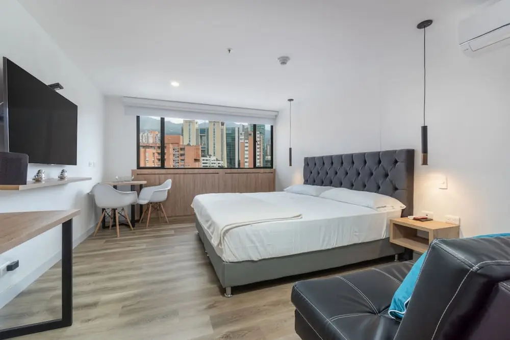 Go Living & Suites - 1007