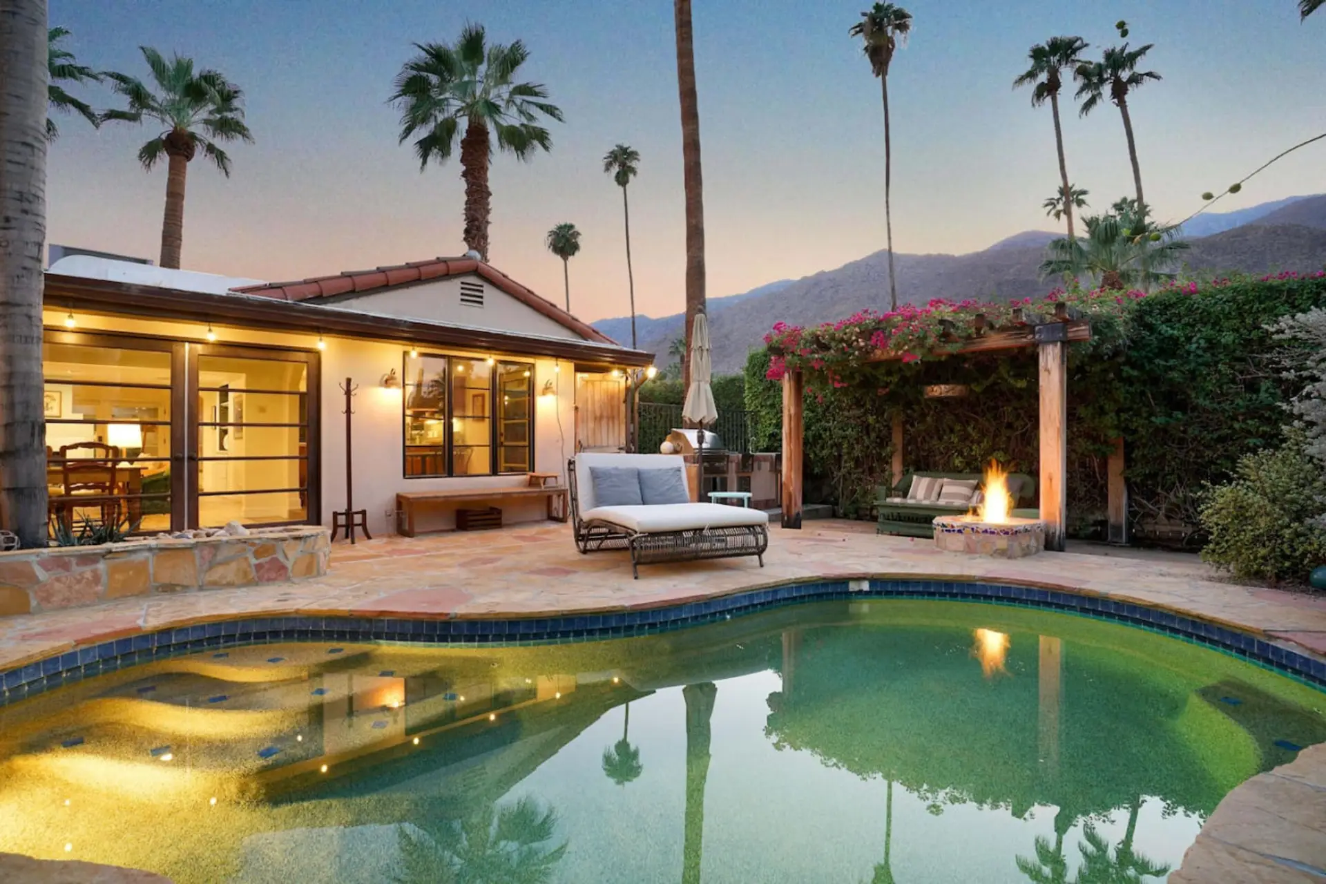 Backyard heated pool of our beautiful Casa