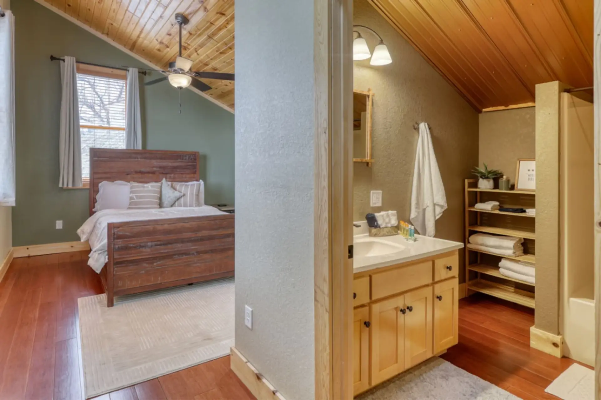 Wake up surrounded by natural elements and colors