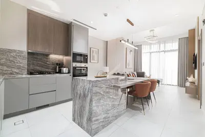 Modern 1BR | Pool & Gym | Westwood Grande 2