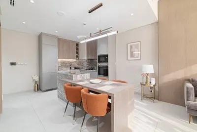 Modern 1BR | Pool & Gym | Westwood Grande 2